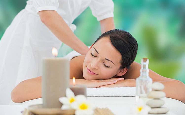 Full body to body massage therapy at a premium spa in Hauz Khas, Delhi